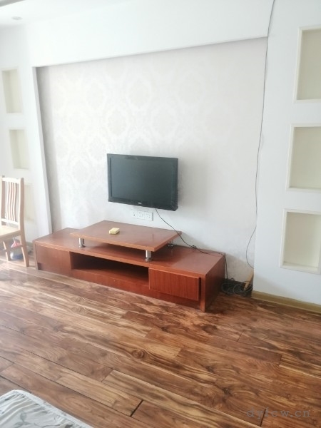 普善人家精装好房3房/2厅/1卫朝南102平米76.8万