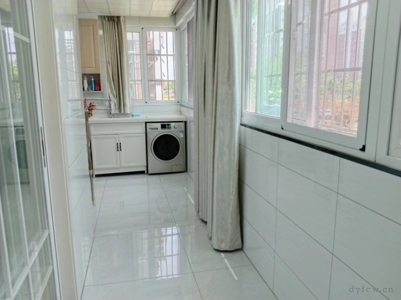 嘉荟新城毛坯好房2房/1厅/1卫朝南82平米52.8万