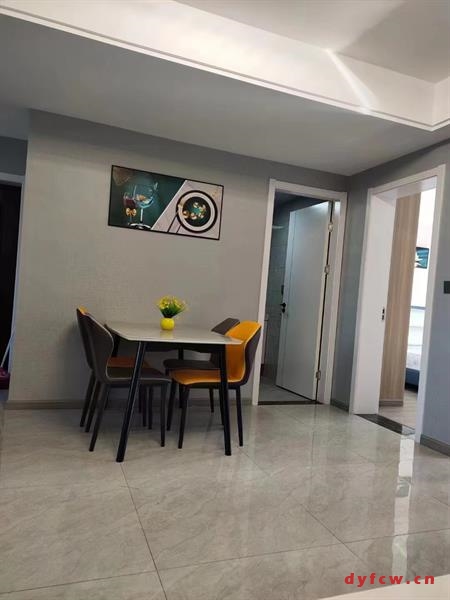 太阳城小区精装好房3房/2厅/1卫朝南95平米60万