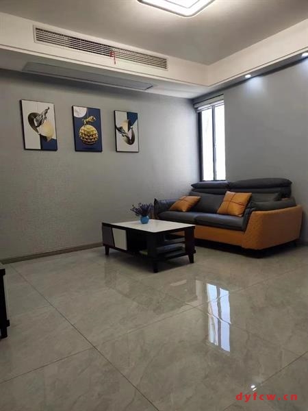 太阳城小区精装好房3房/2厅/1卫朝南95平米60万