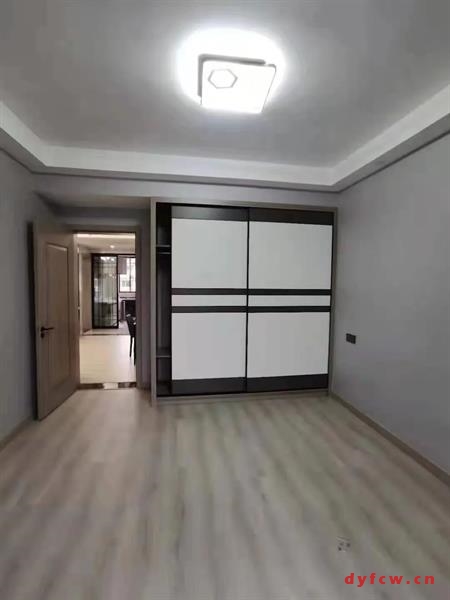 玉泉小区精装好房3房/2厅/1卫朝南93平米73.8万