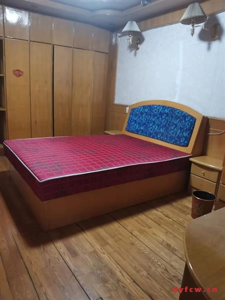 钟发小区精装好房3房/1厅/1卫朝南106平米61.8万