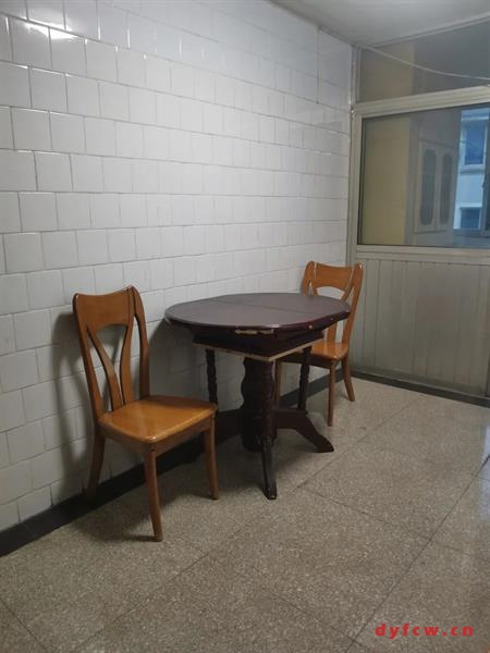 钟发小区精装好房3房/1厅/1卫朝南106平米61.8万