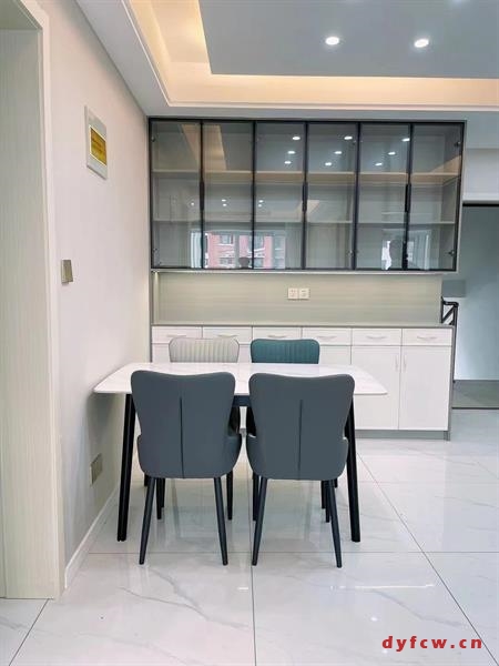 嘉荟新城东区豪装好房2房/2厅/1卫朝南84平米69.8万