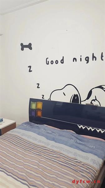 凤翔花园精装好房3房/2厅/2卫朝南120平米105万