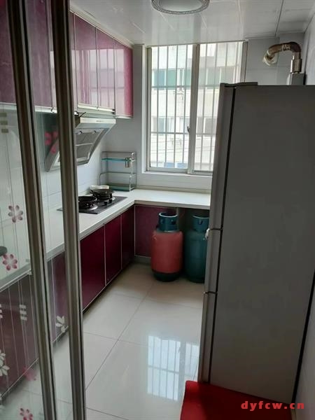 幸福小区精装好房3房/2厅/1卫朝南95平米68.8万