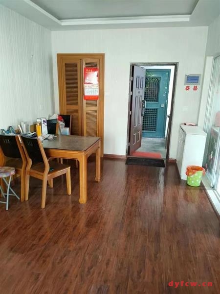 幸福小区精装好房3房/2厅/1卫朝南95平米68.8万