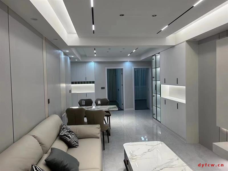 嘉荟新城东区精装好房3房/2厅/1卫朝南133平米103.8万