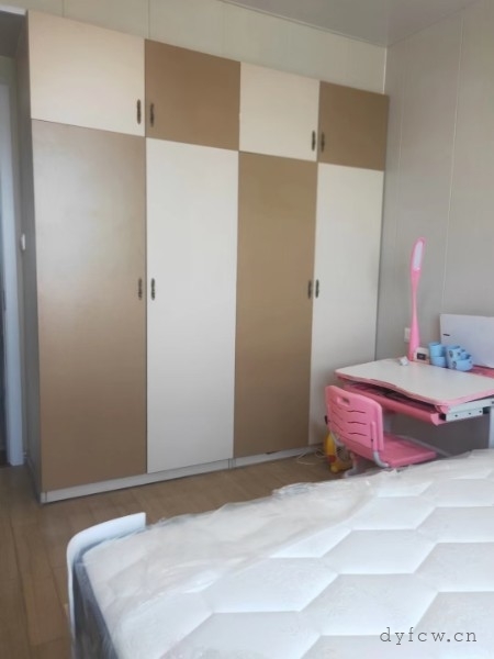 康乐公寓全装好房3房/2厅/2卫朝南120平米68.8万