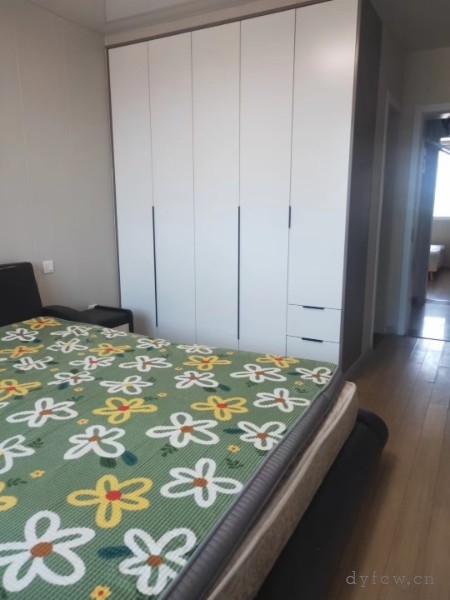 康乐公寓全装好房3房/2厅/2卫朝南120平米68.8万