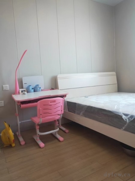 康乐公寓全装好房3房/2厅/2卫朝南120平米68.8万