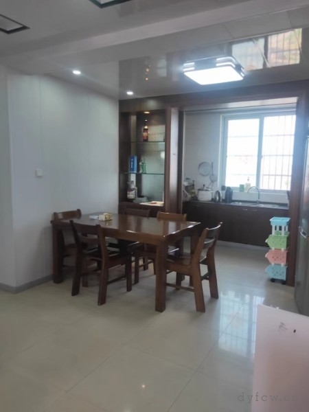 康乐公寓全装好房3房/2厅/2卫朝南120平米68.8万