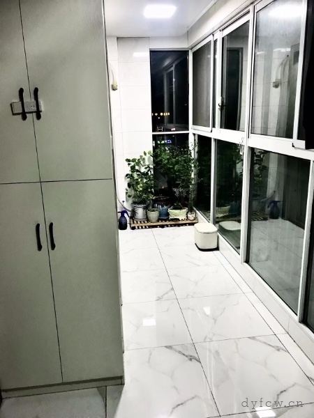 恒大名都精装好房3房/2厅/2卫朝南142平米133万