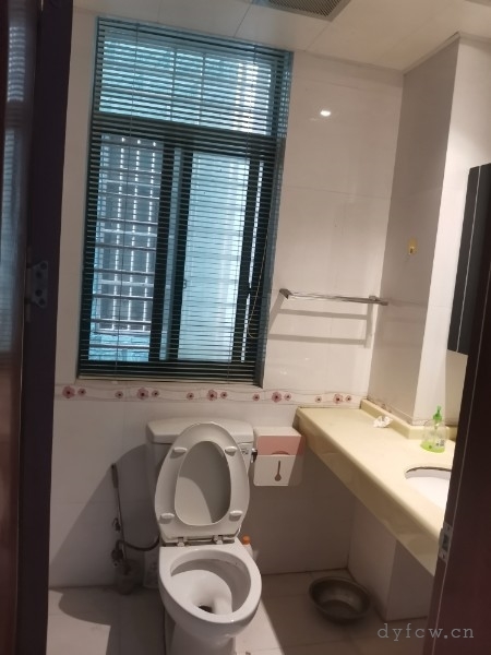 金鼎城市精装好房3房/2厅/1卫朝南112平米75万