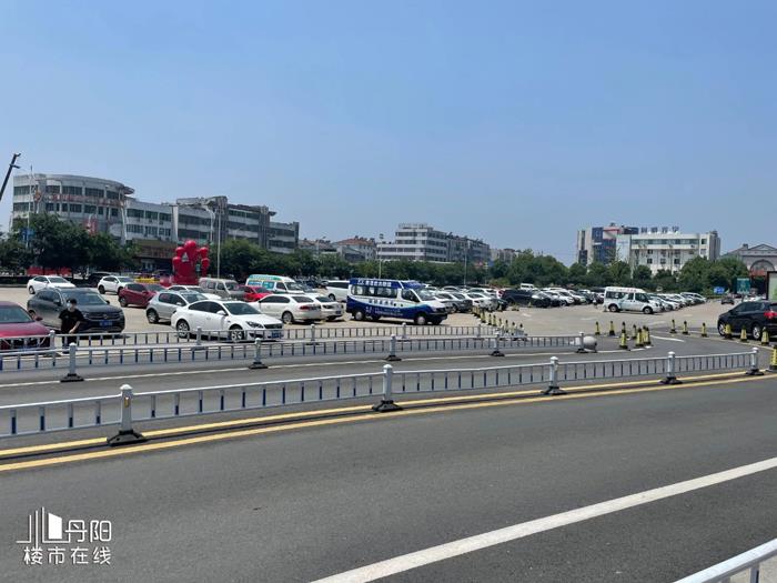 中国金茂和眼镜小镇公司项目成功签约